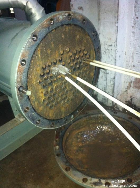 工业raybet雷竞技网页版冷凝器清洗通炮保养，管道清洗